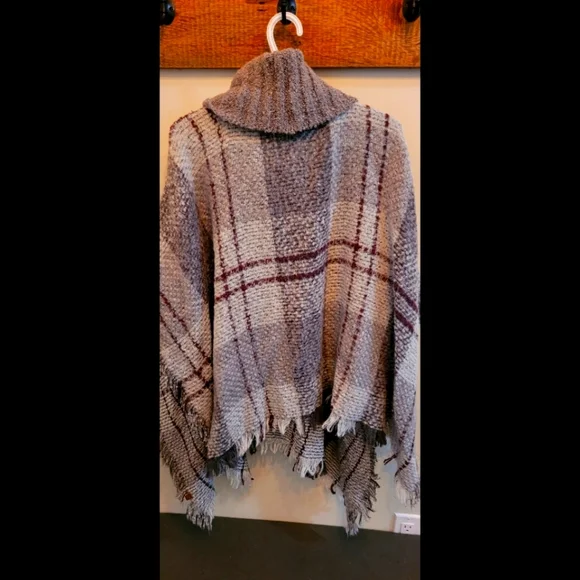 Wrap - Picture 2 of 2